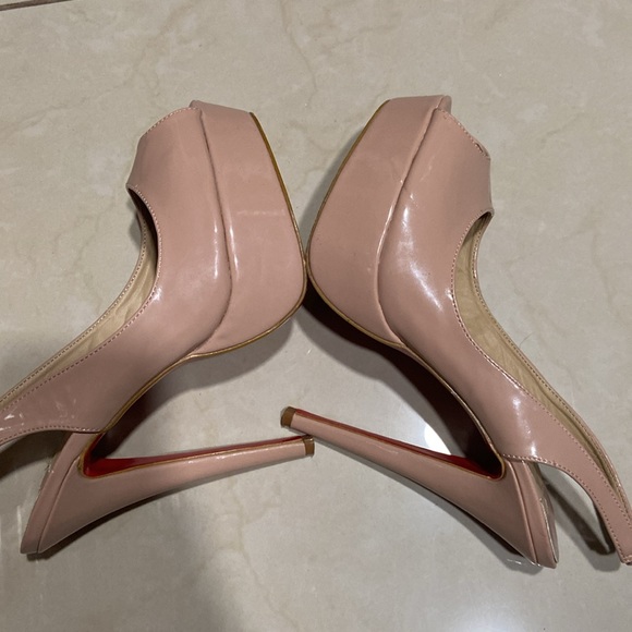 Fashion Shoes 6” heels Size 39 (8.5) - Picture 7 of 7